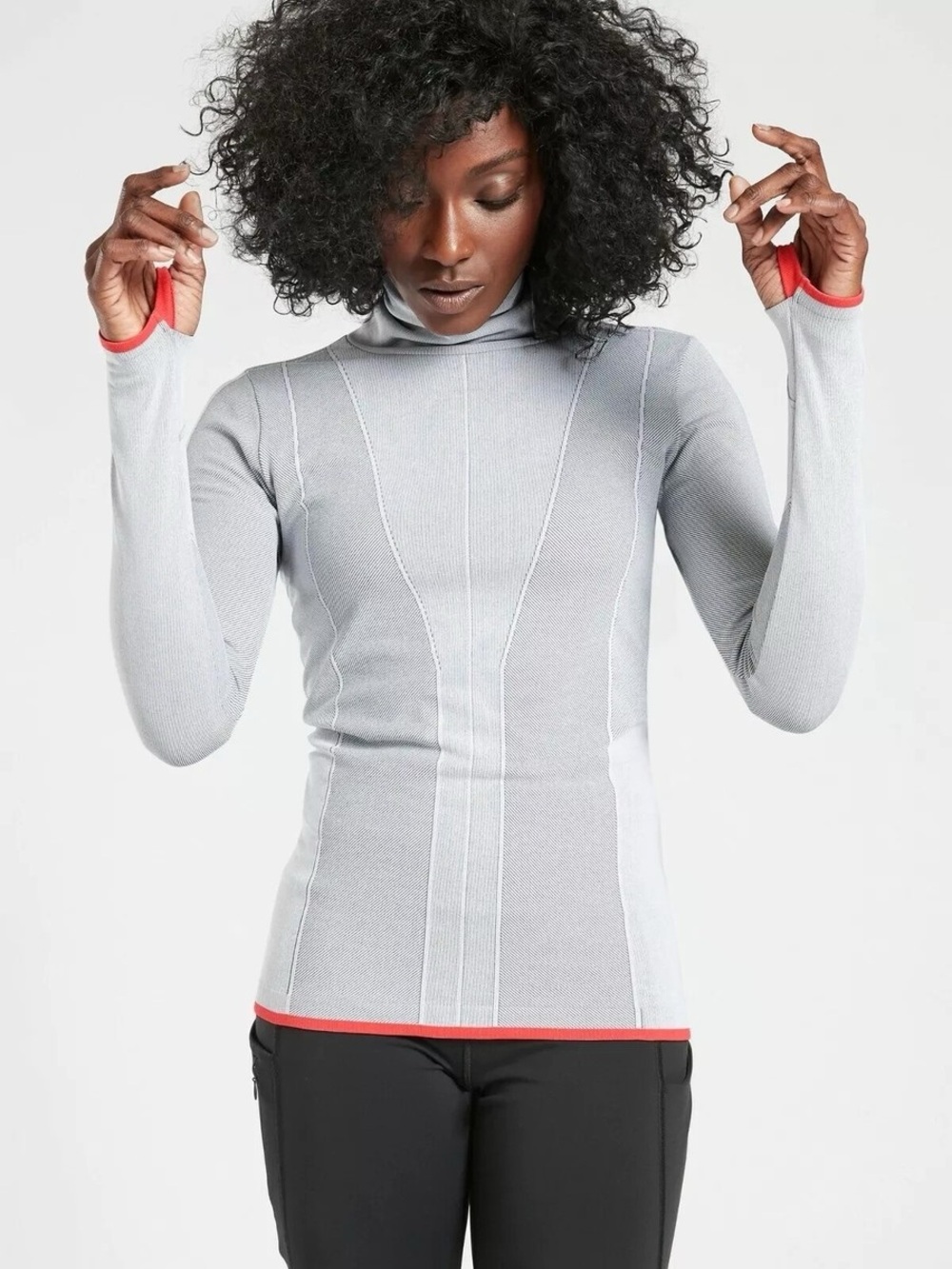 Athleta Turtleneck Top L Gray & Red Fitted Stretch Knit Athletic Running Shirt